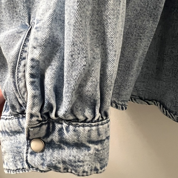 NWOT - Mango Cleo Oversized Denim Top - Picture 5 of 7